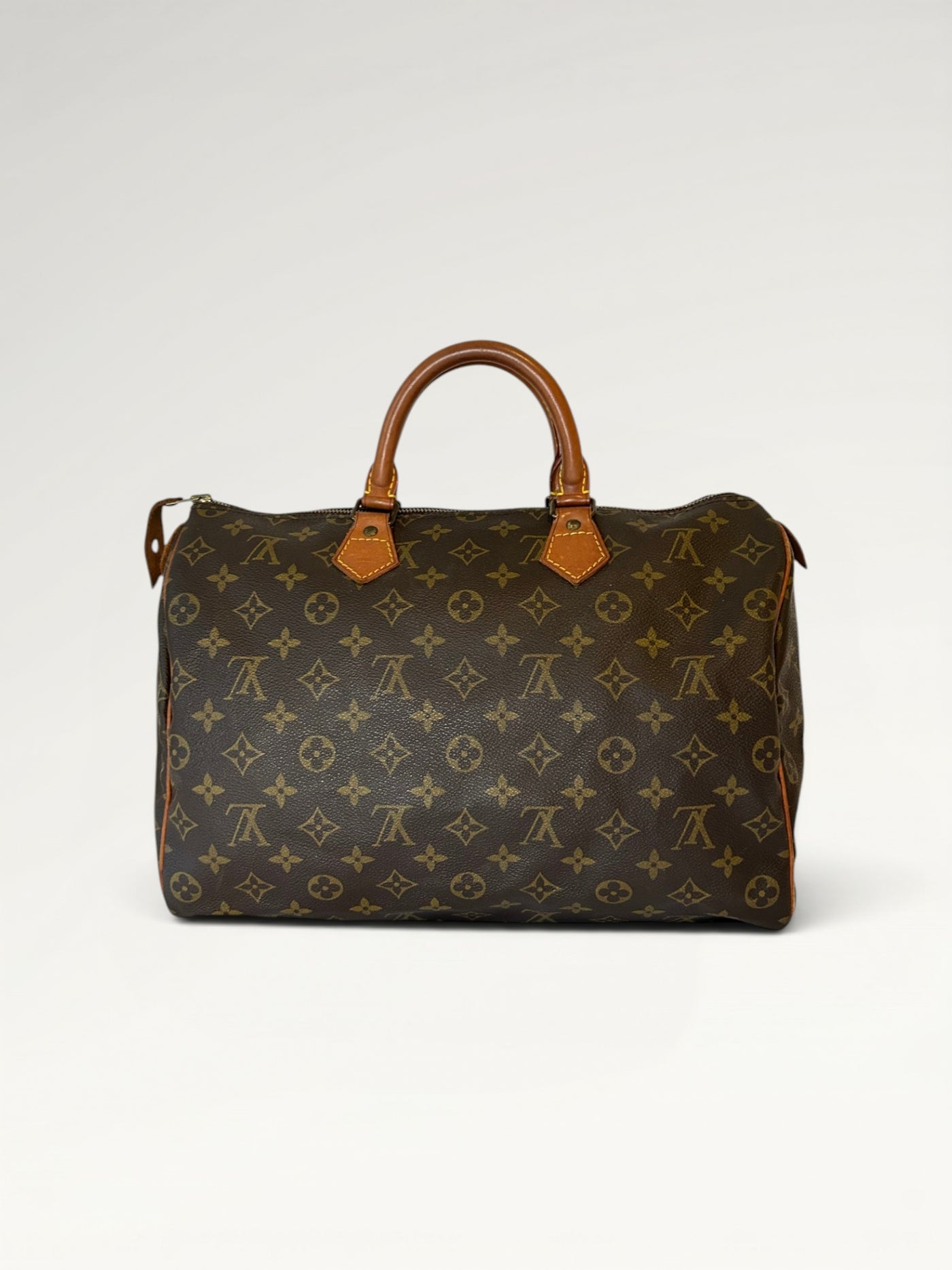 162 - Louis Vuitton Speedy 35