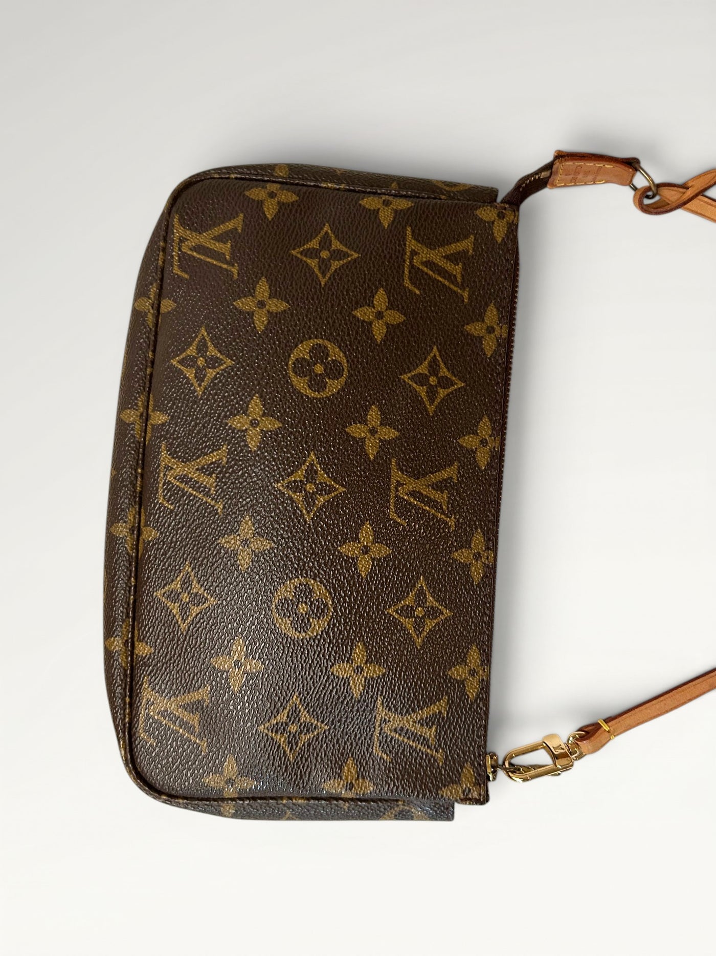 165 - Louis Vuitton Pochette Accessoires
