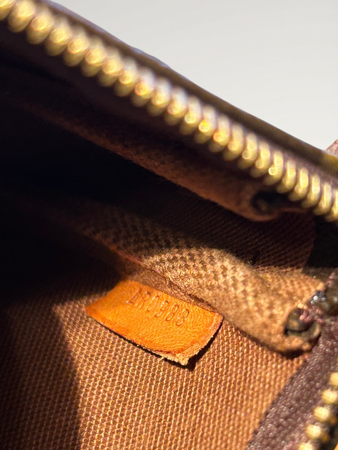 166 - Louis Vuitton Pochette Accessoires