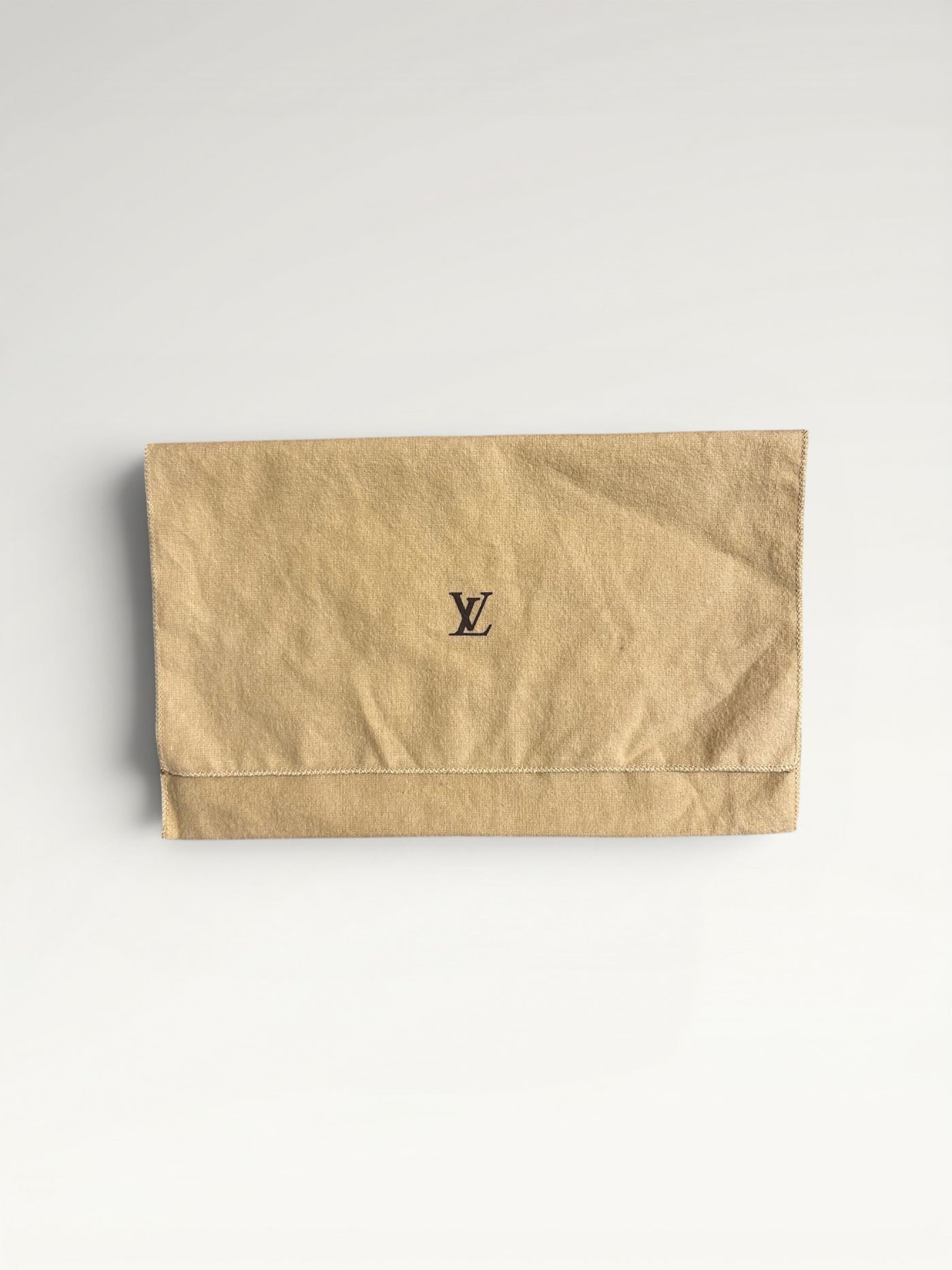 146 - Louis Vuitton Pochette Accessoires