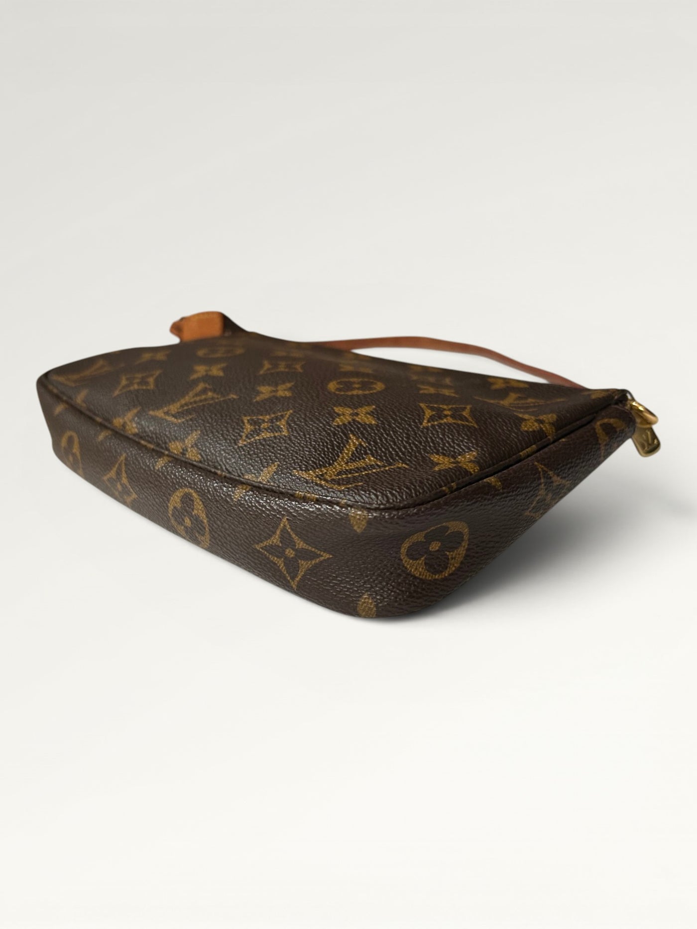0178 - Louis Vuitton Pochette Accessoires