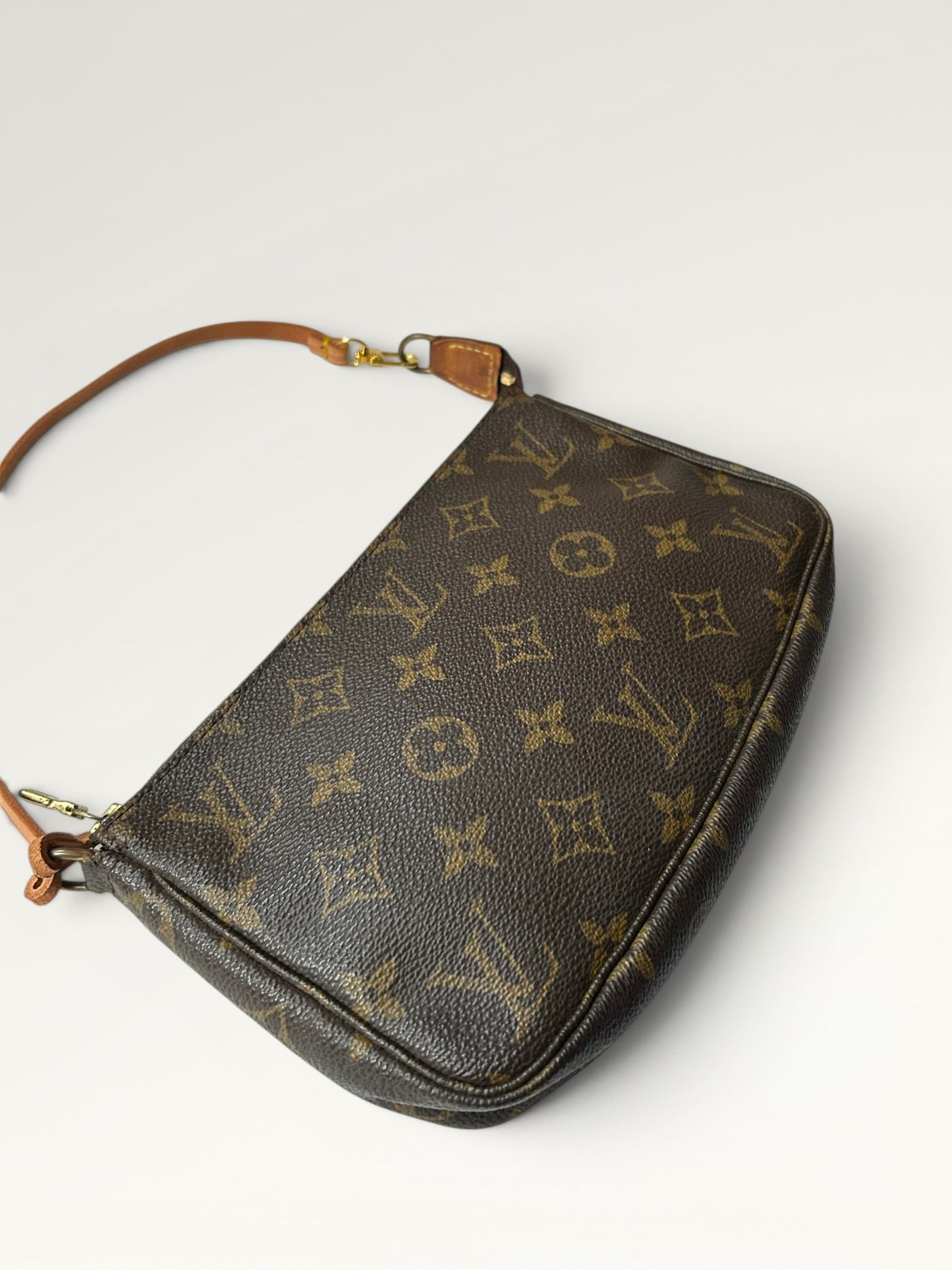 0179 - Louis Vuitton Pochette Accessoire - Replaced Strap & Hook