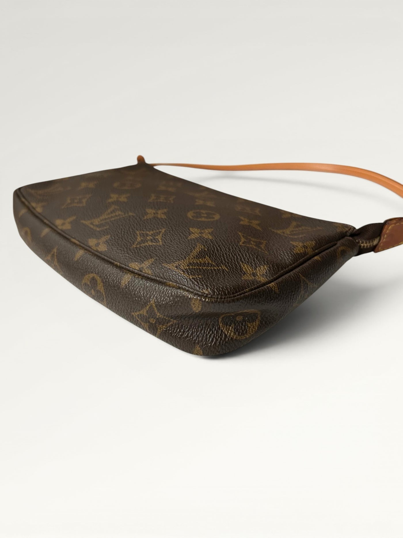 0179 - Louis Vuitton Pochette Accessoire - Replaced Strap & Hook