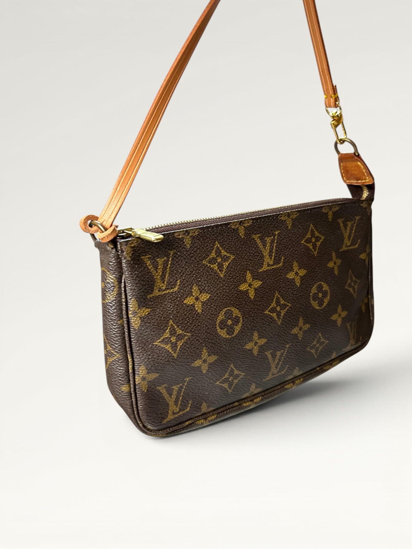 0179 - Louis Vuitton Pochette Accessoire - Replaced Strap & Hook