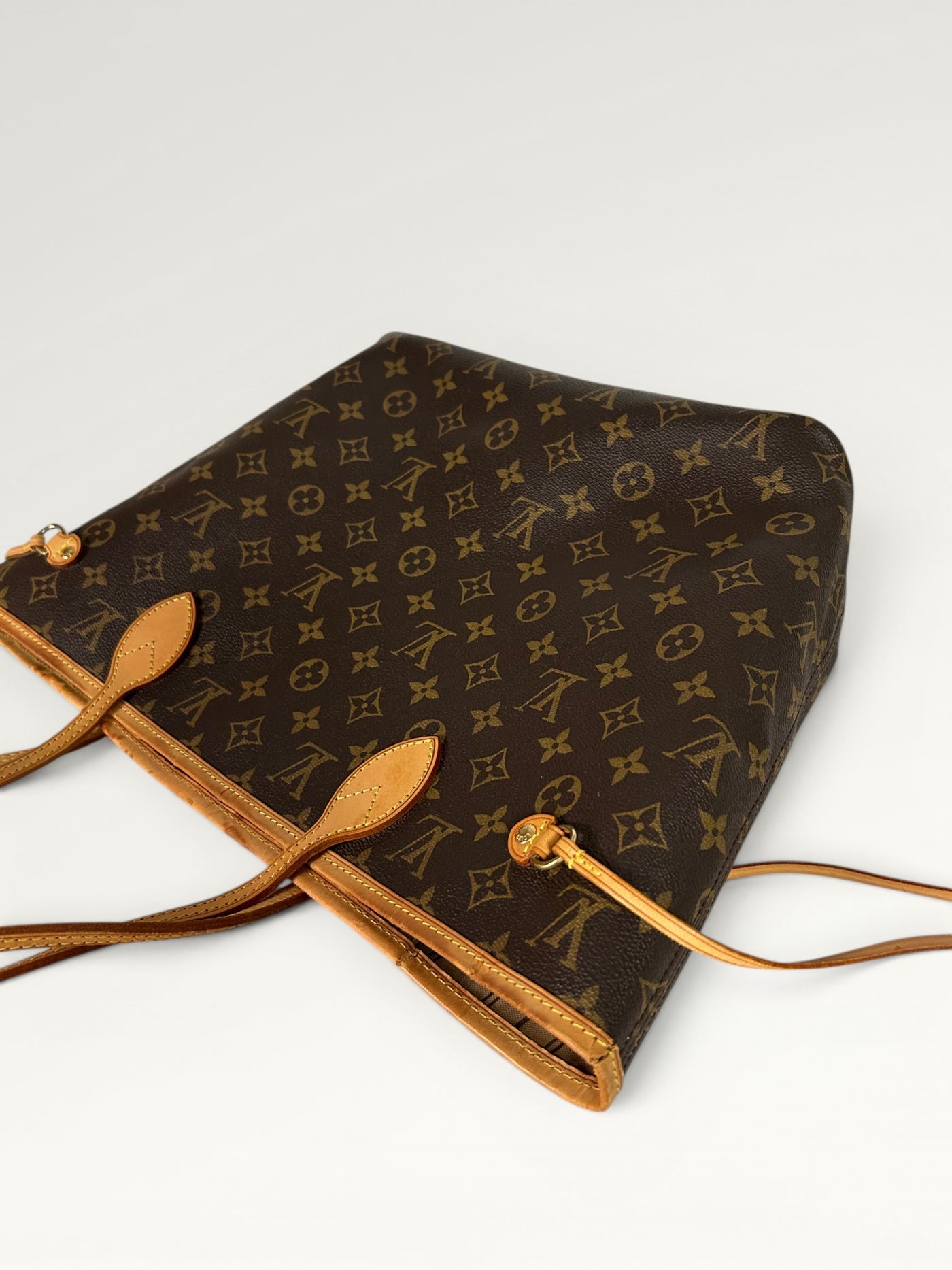 0183 - Louis Vuitton Neverfull MM