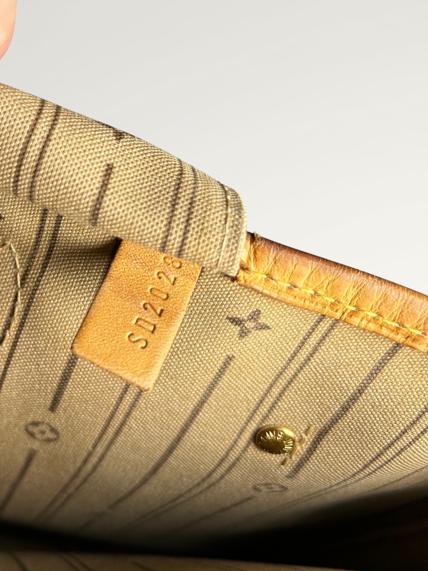 0182 - Louis Vuitton Neverfull MM