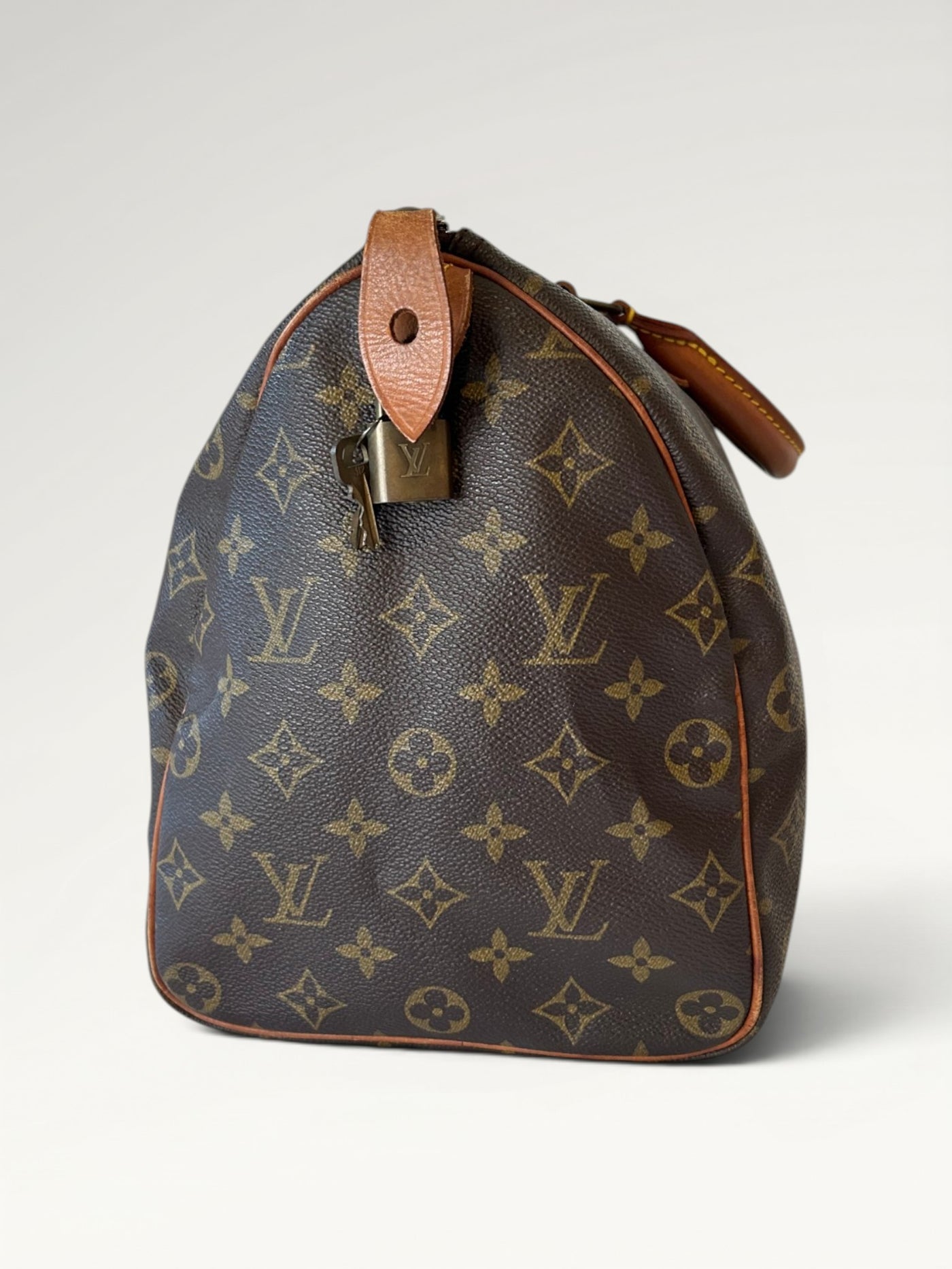 162 - Louis Vuitton Speedy 35