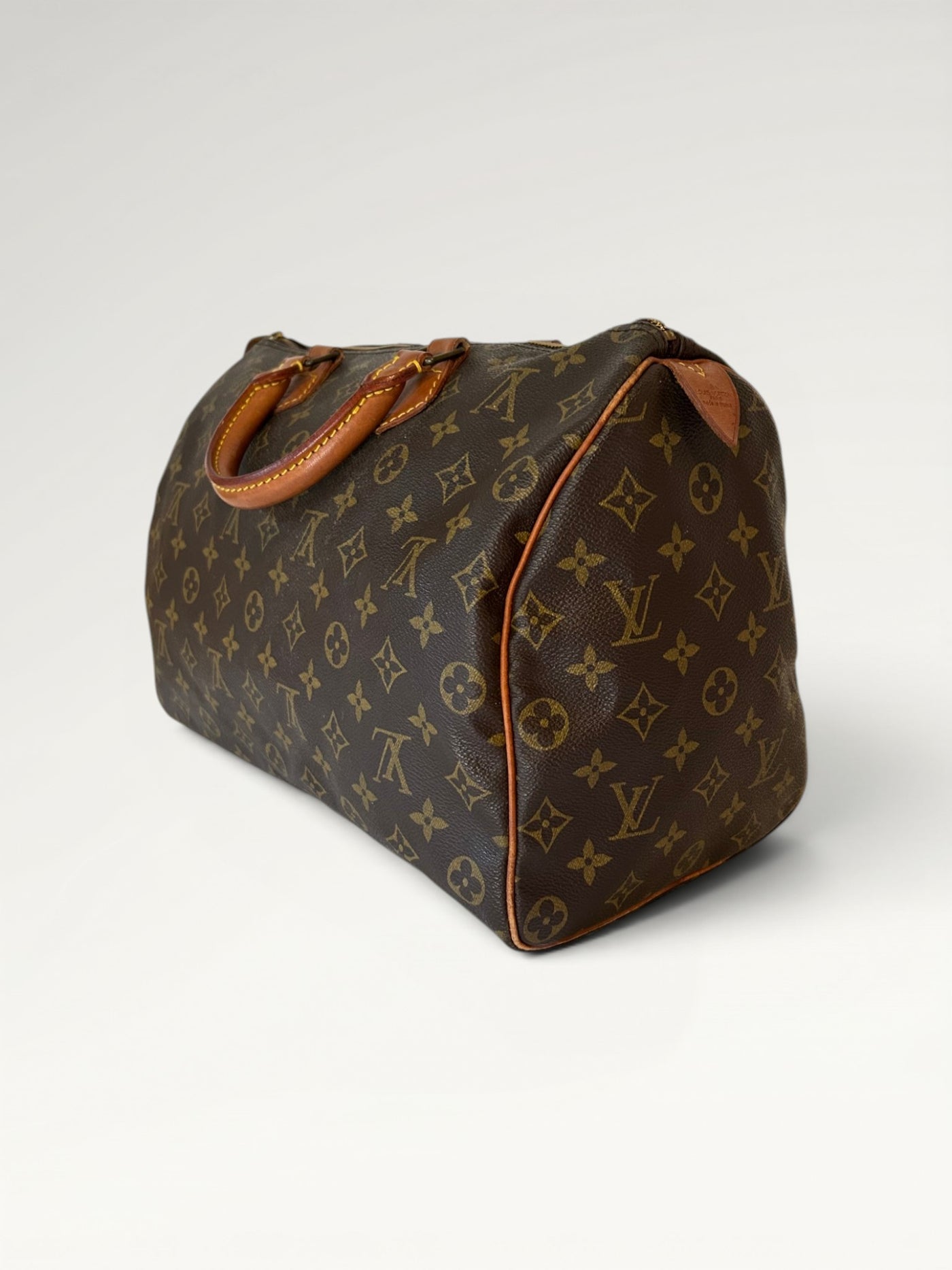 162 - Louis Vuitton Speedy 35