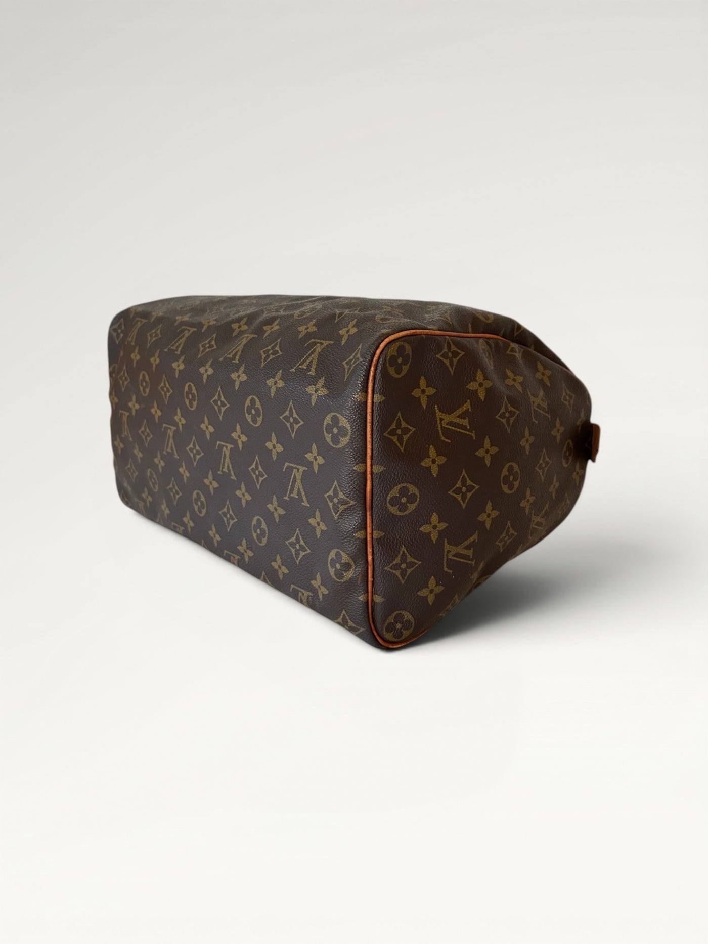 162 - Louis Vuitton Speedy 35