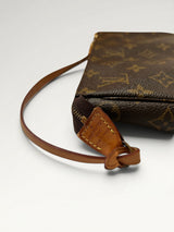 165 - Louis Vuitton Pochette Accessoires