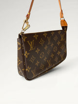 165 - Louis Vuitton Pochette Accessoires