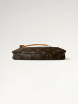 165 - Louis Vuitton Pochette Accessoires