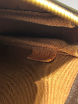 146 - Louis Vuitton Pochette Accessoires