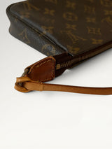 146 - Louis Vuitton Pochette Accessoires