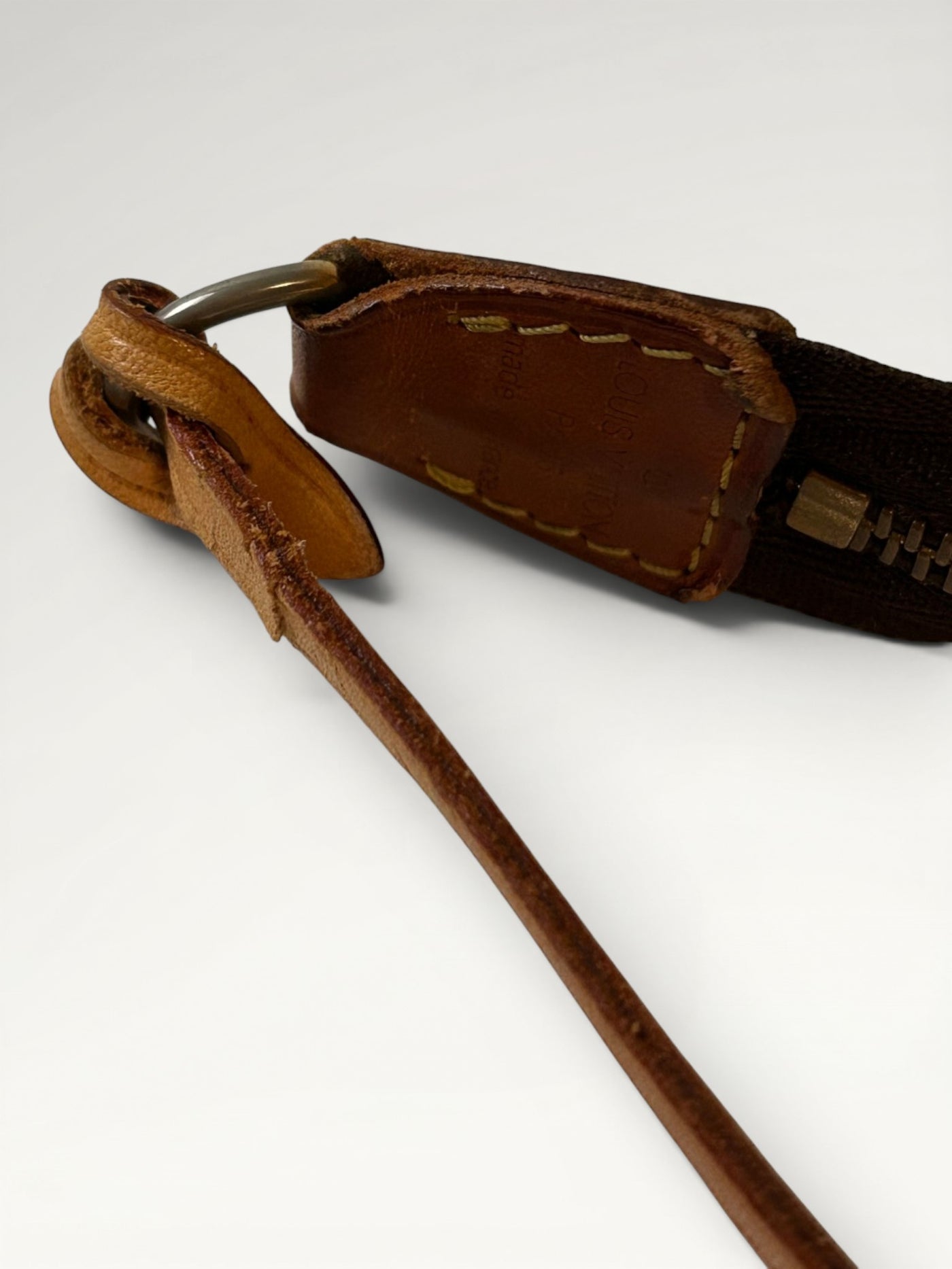 146 - Louis Vuitton Pochette Accessoires