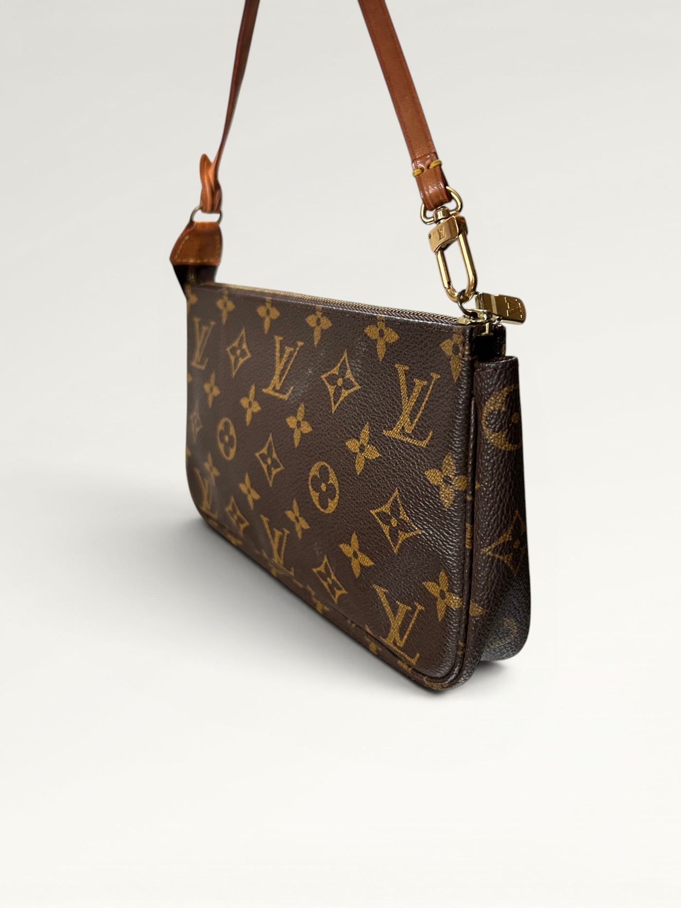 0178 - Louis Vuitton Pochette Accessoires