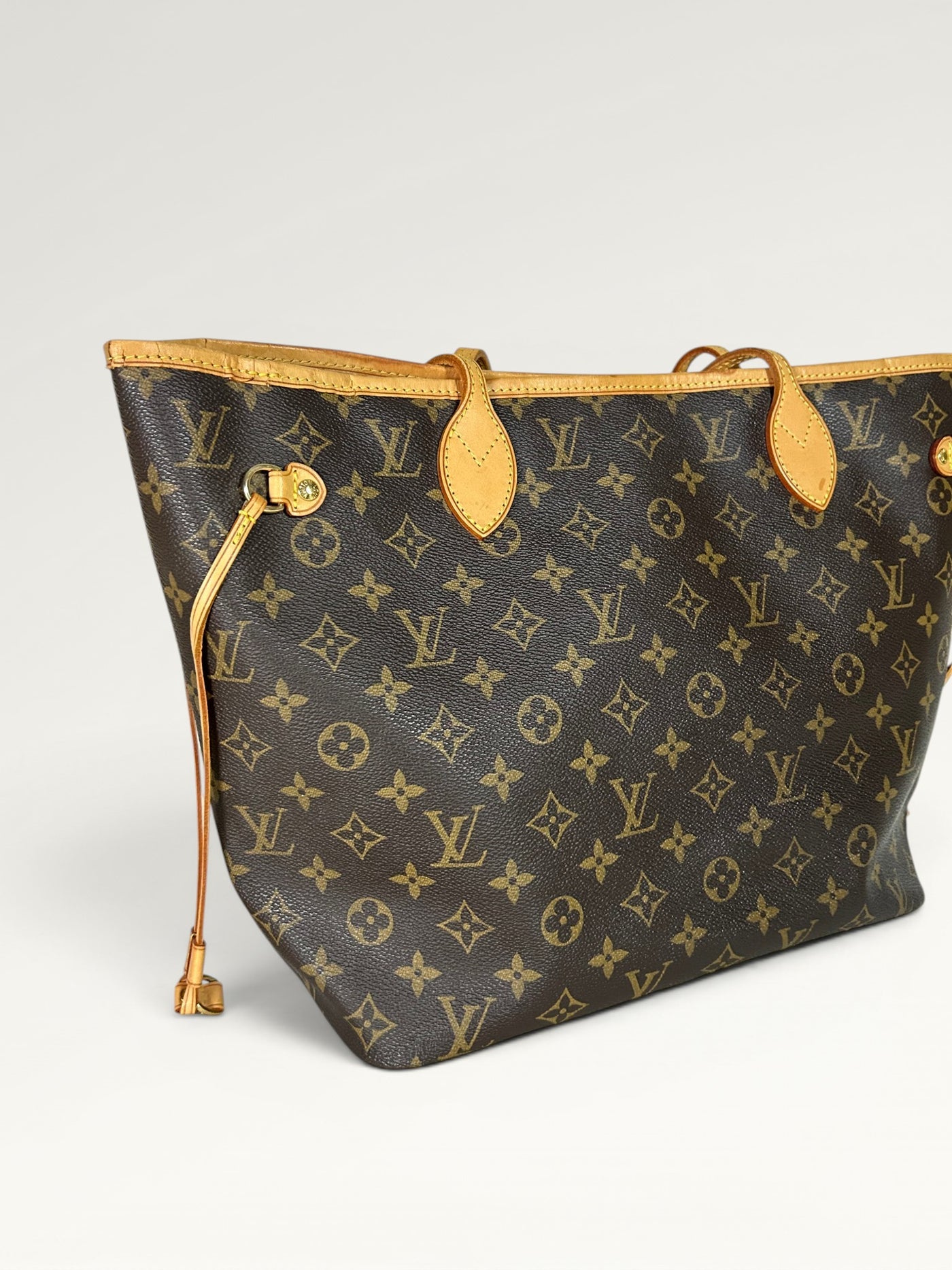 0183 - Louis Vuitton Neverfull MM