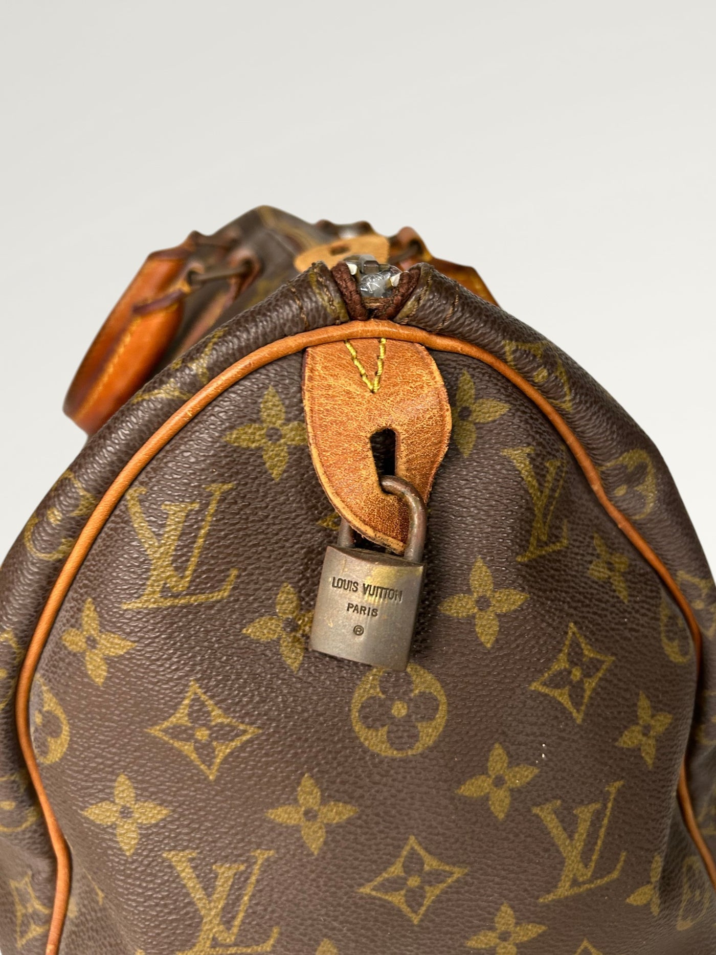 0174 - Louis Vuitton Keepall 45
